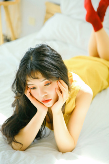 色女子